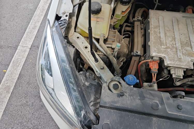 Used Dongfeng Aeolus E70 2021 500 Super Delight Edition Engine Bay Right