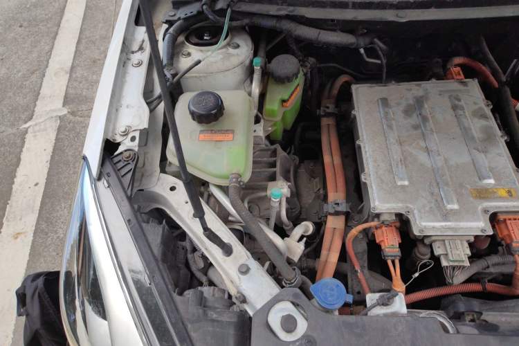 Used Dongfeng Aeolus E70 2021 Revised Version 3 500 Ultra-Comfort Edition Engine Bay Right