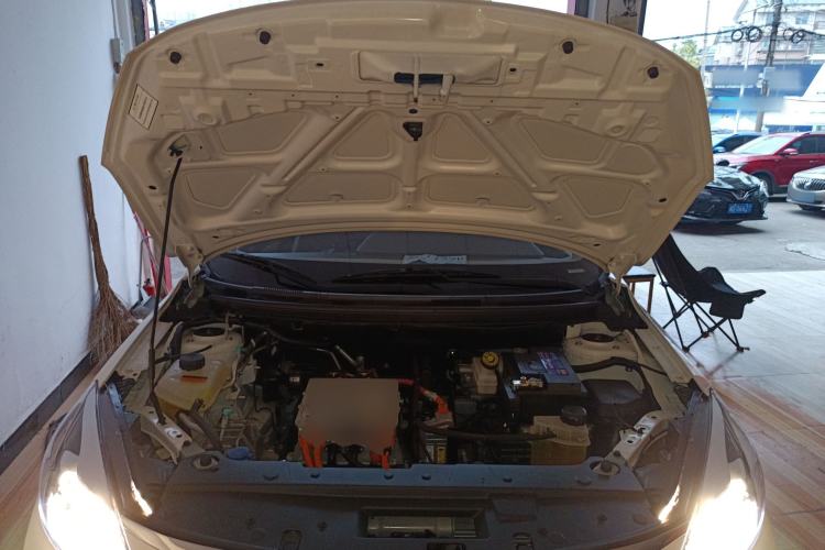Used Dongfeng Aeolus E70 2021 Revised Version 360H Battery-Swap Edition Engine Bay