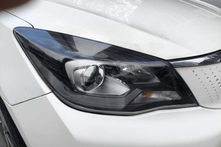 Used Dongfeng Aeolus E70 2021 Revised Version 3 500 Ultra-Comfort Edition Exterior 6