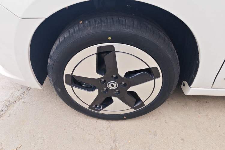 Used Dongfeng Aeolus E70 2021 500 Pro Deluxe Edition Exterior 7