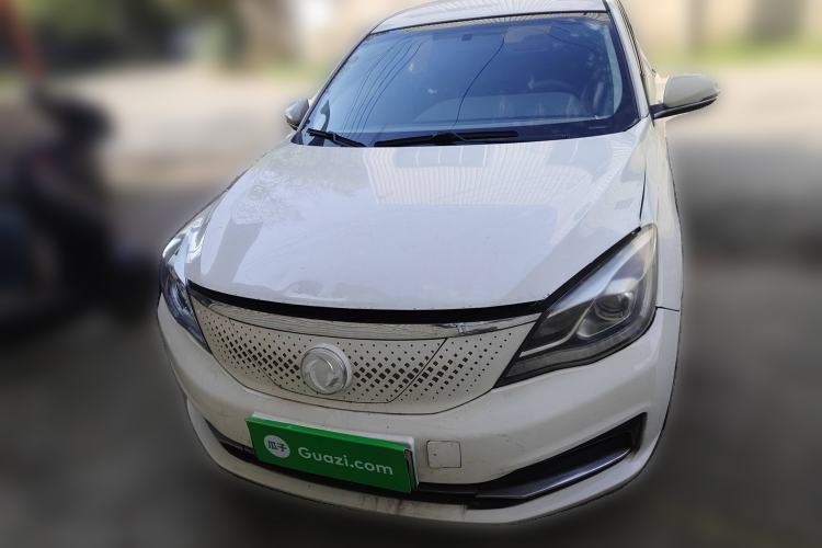 Used Dongfeng Aeolus E70 2021 500 Ultra-Comfort Edition Front