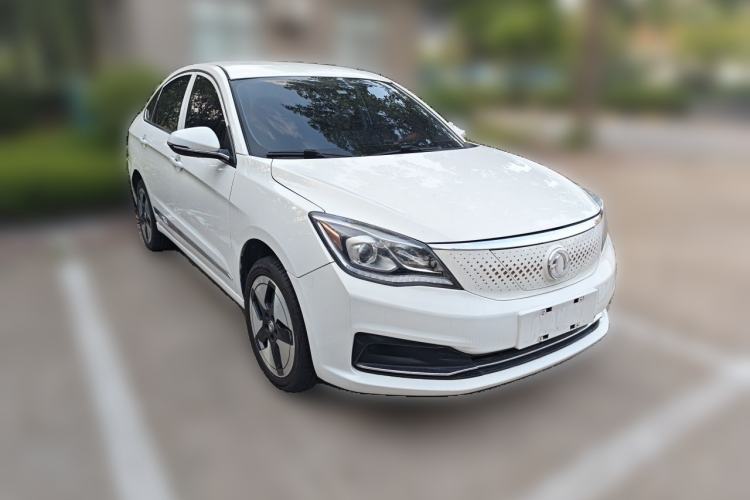 Used Dongfeng Aeolus E70 2021 Revised Version 360H Battery-Swap Edition Front Right 45 Deg