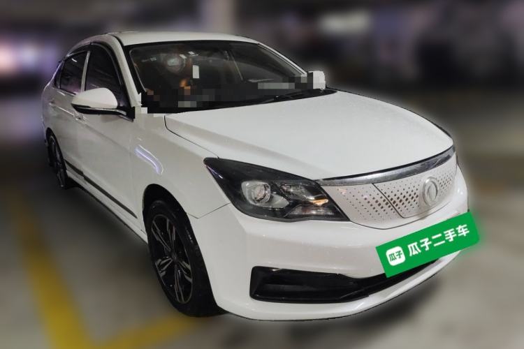 Used Dongfeng Aeolus E70 2021 500 Ultra-Comfort Edition Front Right 45 Deg