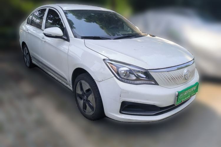 Used Dongfeng Aeolus E70 2021 Revised Version 360H Battery-Swap Edition Front Right 45 Deg