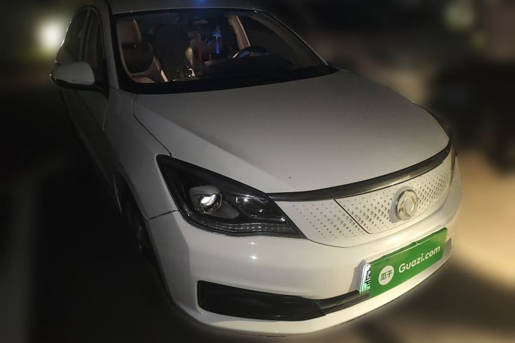 Used Dongfeng Aeolus E70 2021 Revised Version 3 500 Ultra-Comfort Edition Front Right 45 Deg