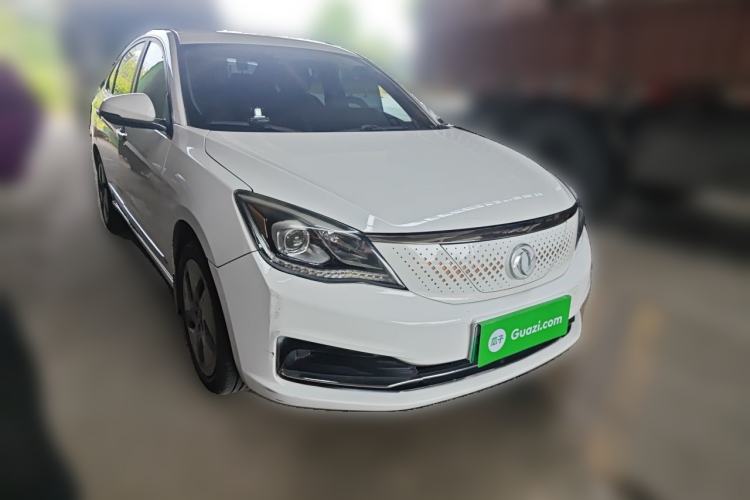 Used Dongfeng Aeolus E70 2021 500 Super Delight Edition Front Right 45 Deg