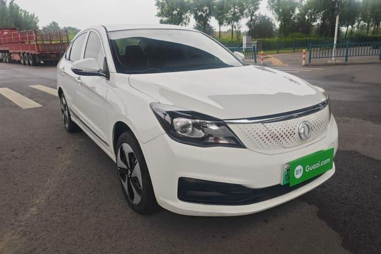 Used Dongfeng Aeolus E70 2021 Revised Version 3 500 Ultra-Comfort Edition Front Right 45 Deg