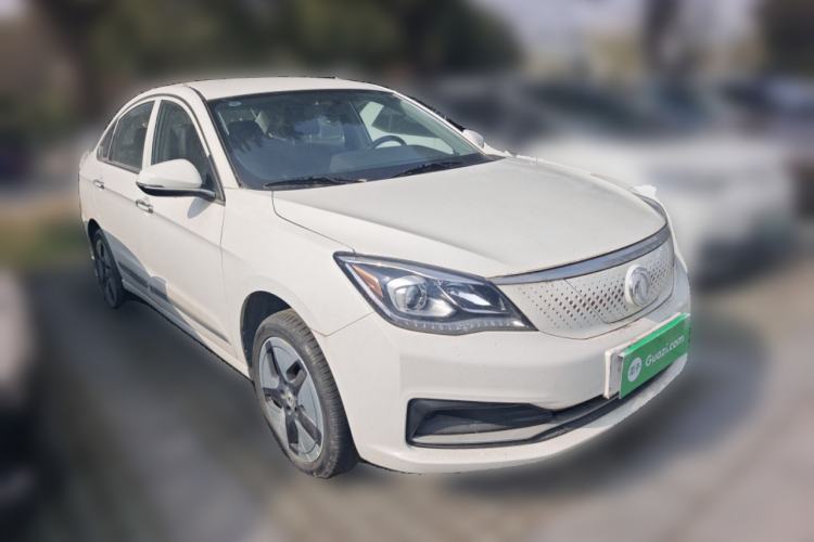 Used Dongfeng Aeolus E70 2021 Revised Version 360H Battery-Swap Edition Front Right 45 Deg