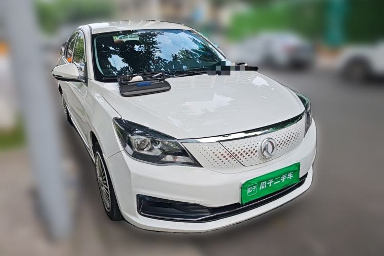 Used Dongfeng Aeolus E70 2021 Revised Version 3 500 Ultra-Comfort Edition Front Right 45 Deg