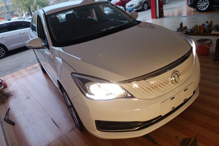 Used Dongfeng Aeolus E70 2021 Revised Version 360H Battery-Swap Edition Front Right 45 Deg