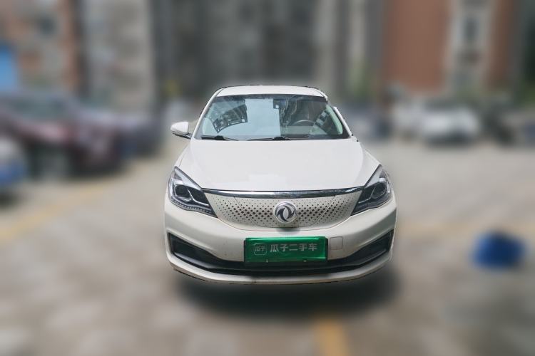 Used Dongfeng Aeolus E70 2021 Revised Version 2 500 Ultra-Comfort Edition Front