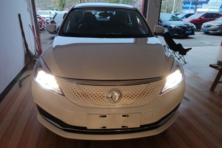 Used Dongfeng Aeolus E70 2021 Revised Version 360H Battery-Swap Edition Front
