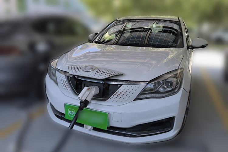 Used Dongfeng Aeolus E70 2021 Revised Version 500 Ultra-Comfort Edition Front