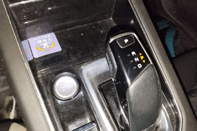 Used Dongfeng Aeolus E70 2021 Revised Version 500 Ultra-Comfort Edition Gear Lever
