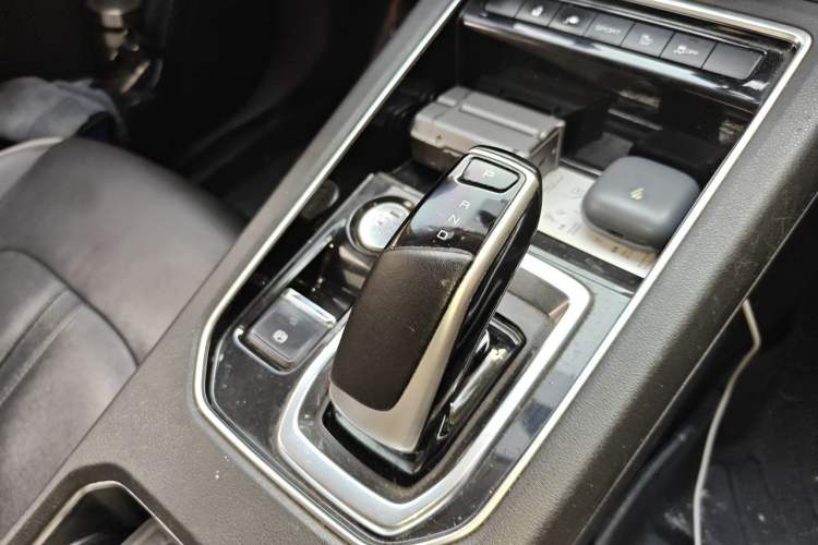 Used Dongfeng Aeolus E70 2021 Revised Version 500 Ultra-Comfort Edition Gear Lever