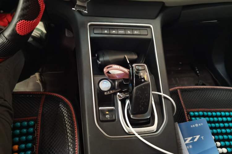 Used Dongfeng Aeolus E70 2021 Revised Version 3 500 Ultra-Comfort Edition Gear Lever