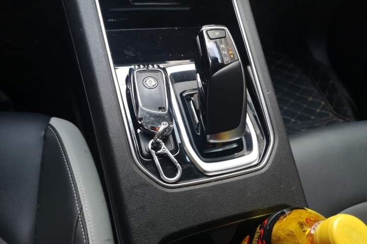 Used Dongfeng Aeolus E70 2021 Revised Version 500 Ultra-Comfort Edition Gear Lever