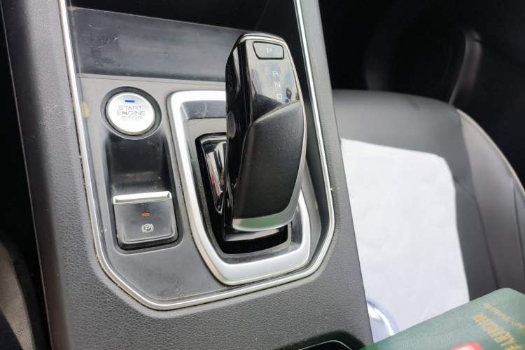 Used Dongfeng Aeolus E70 2021 Revised Version 3 500 Ultra-Comfort Edition Gear Lever