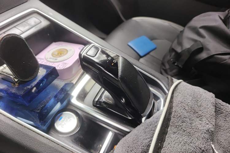 Used Dongfeng Aeolus E70 2021 500 PLUS Ultra-Comfort Edition Gear Lever