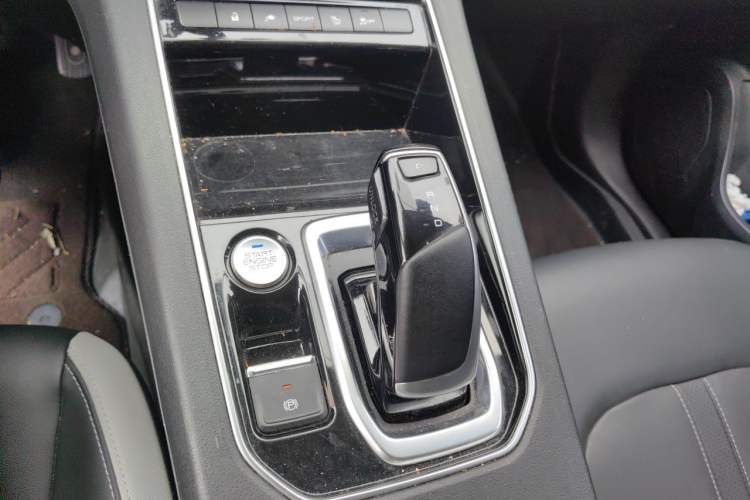 Used Dongfeng Aeolus E70 2021 Revised Version 500 Ultra-Comfort Edition Gear Lever