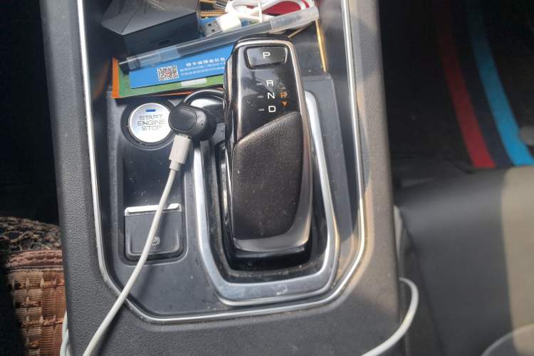 Used Dongfeng Aeolus E70 2021 Revised Version 3 500 Ultra-Comfort Edition Gear Lever