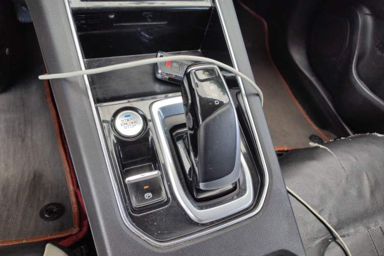 Used Dongfeng Aeolus E70 2021 Revised Version 3 500 Ultra-Comfort Edition Gear Lever