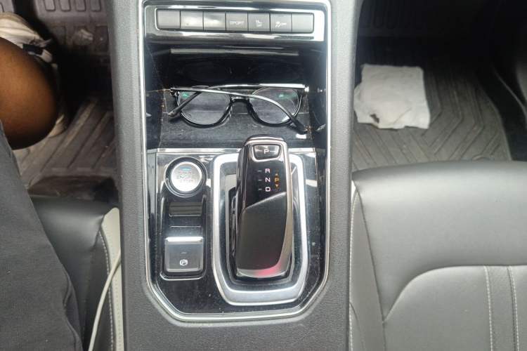 Used Dongfeng Aeolus E70 2021 Revised Version 500 Ultra-Comfort Edition Gear Lever