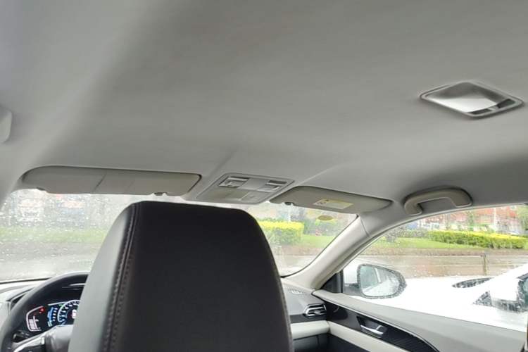 Used Dongfeng Aeolus E70 2021 Revised Version 500 Ultra-Comfort Edition Headliner