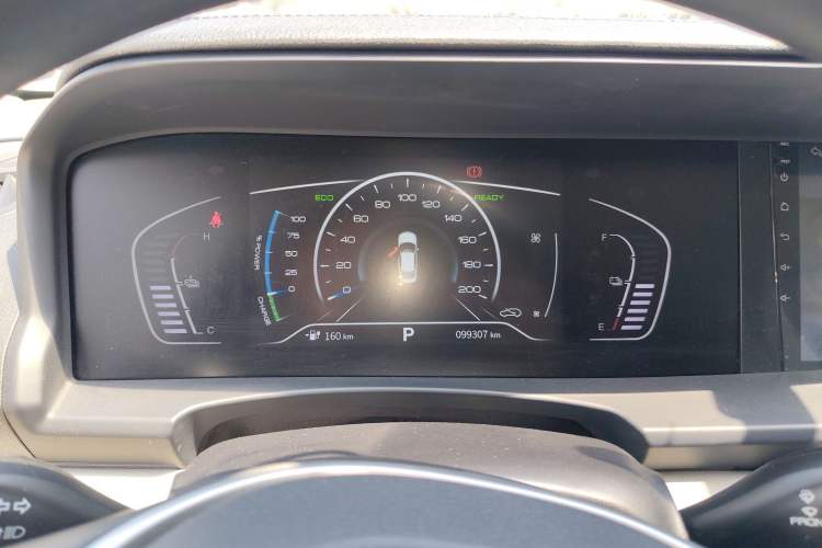 Used Dongfeng Aeolus E70 2021 Revised Version 360H Battery-Swap Edition Instrument Cluster