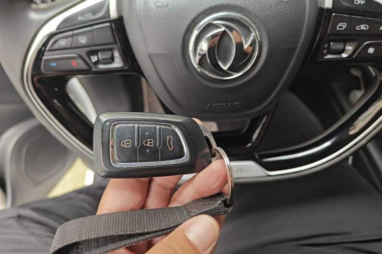 Used Dongfeng Aeolus E70 2021 Revised Version 2 500 Ultra-Comfort Edition Interior 1