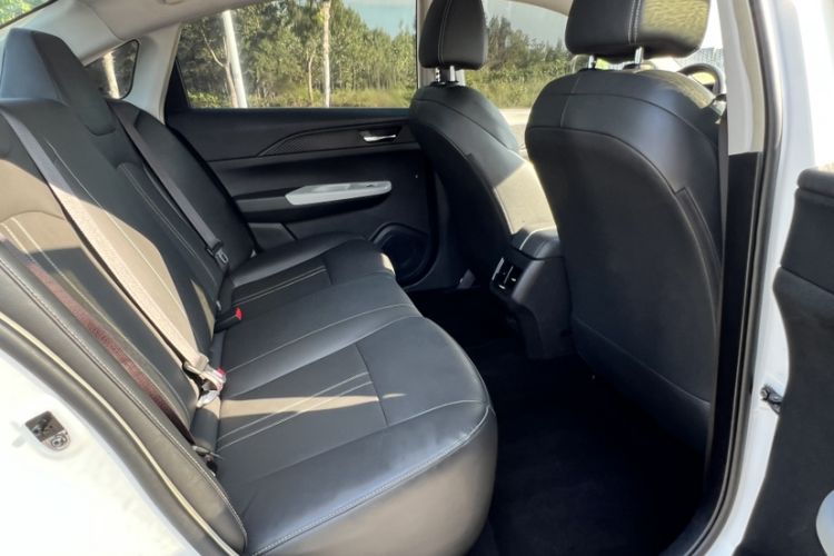 Used Dongfeng Aeolus E70 2021 Revised Version 3 500 Ultra-Comfort Edition Interior 11