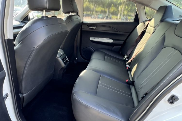 Used Dongfeng Aeolus E70 2021 Revised Version 3 500 Ultra-Comfort Edition Interior 2