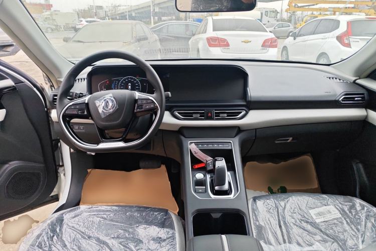 Used Dongfeng Aeolus E70 2021 500 Pro Deluxe Edition Interior 2