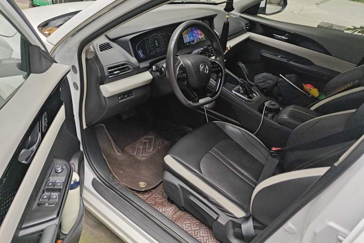 Used Dongfeng Aeolus E70 2021 Revised Version 2 500 Ultra-Comfort Edition Interior 3