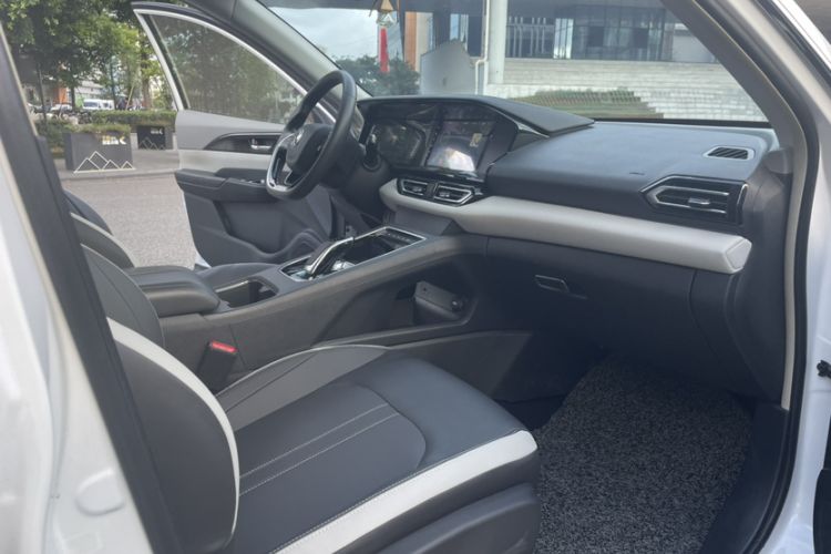 Used Dongfeng Aeolus E70 2021 Revised Version 500 Ultra-Comfort Edition Interior 4
