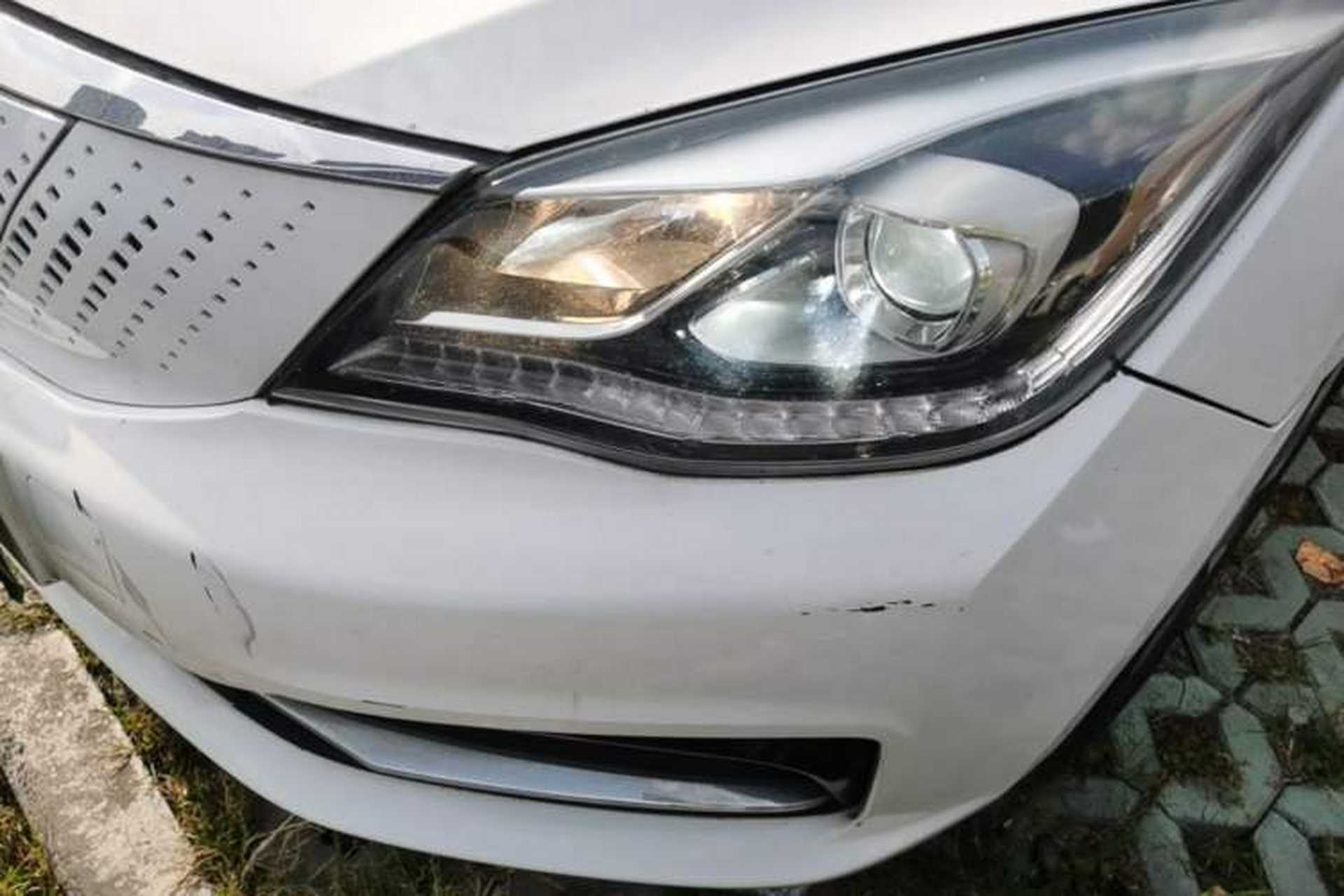 Used Dongfeng Aeolus E70 2021 Revised Version 360H Battery-Swap Edition Left Front Headlight