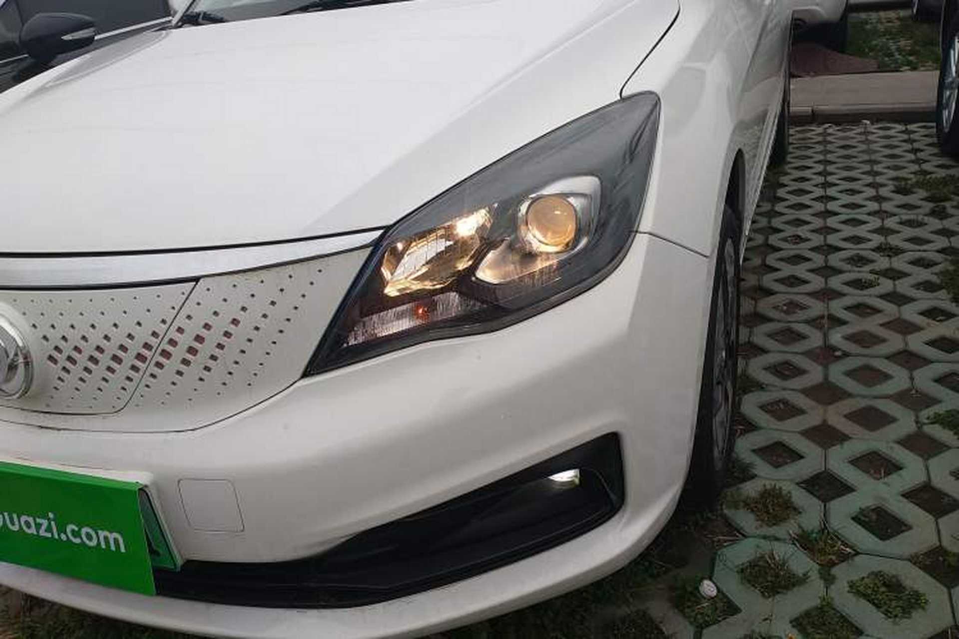 Used Dongfeng Aeolus E70 2021 Revised Version 2 360H Battery-Swap Edition Left Front Headlight
