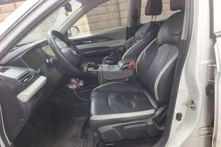 Used Dongfeng Aeolus E70 2021 500 PLUS Ultra-Comfort Edition Left Front Seat