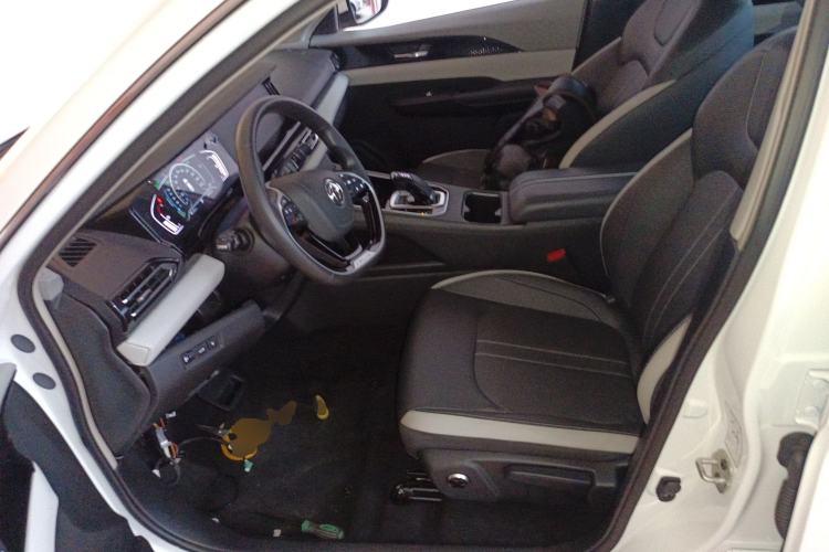 Used Dongfeng Aeolus E70 2021 Revised Version 360H Battery-Swap Edition Left Front Seat