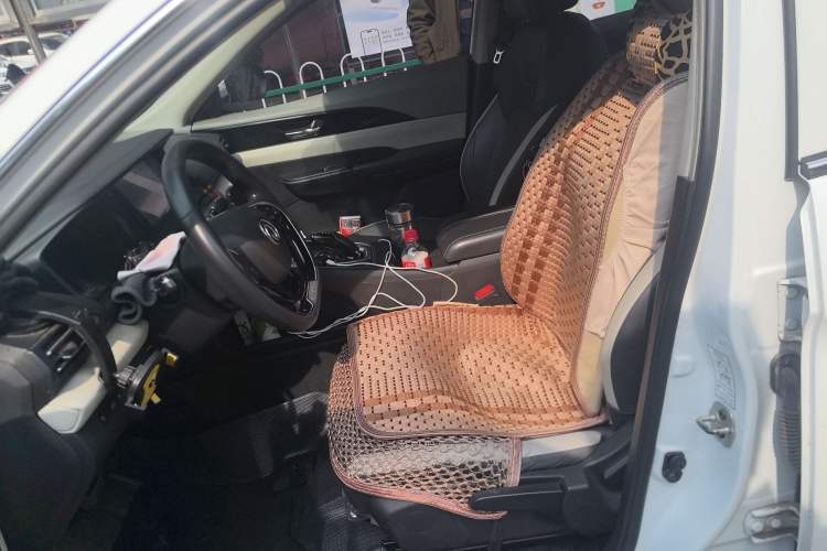 Used Dongfeng Aeolus E70 2021 Revised Version 3 500 Ultra-Comfort Edition Left Front Seat