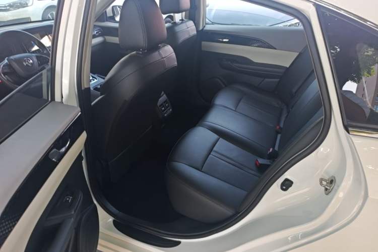 Used Dongfeng Aeolus E70 2021 Revised Version 3 500 Ultra-Comfort Edition Left Rear Seat