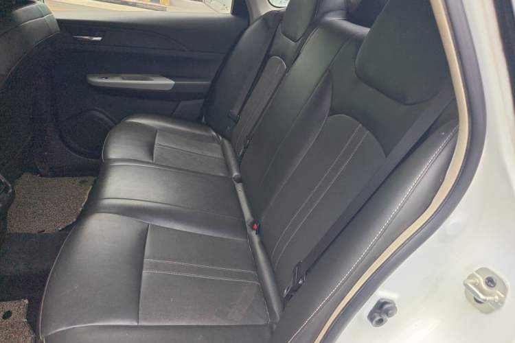 Used Dongfeng Aeolus E70 2021 Revised Version 3 500 Ultra-Comfort Edition Left Rear Seat