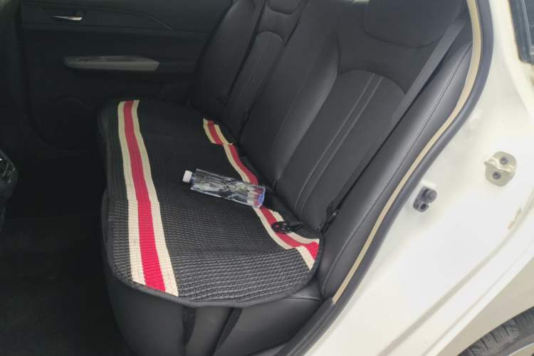 Used Dongfeng Aeolus E70 2021 Revised Version 3 500 Ultra-Comfort Edition Left Rear Seat