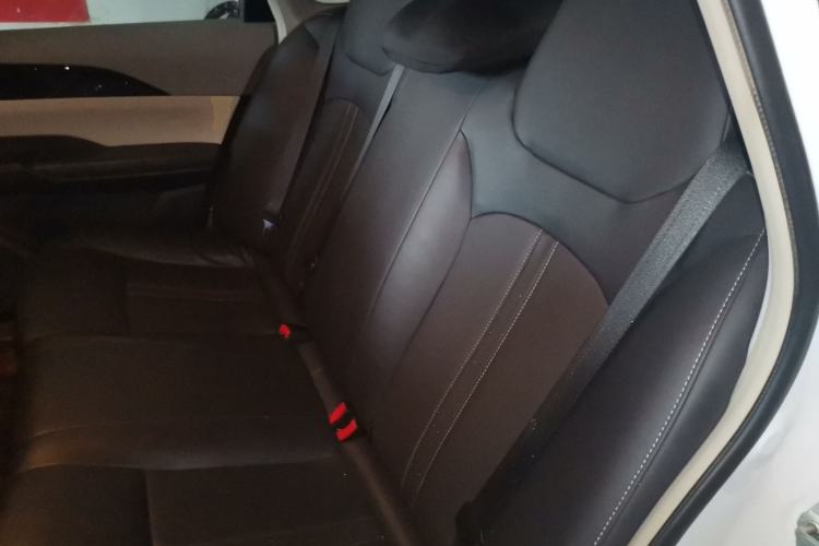 Used Dongfeng Aeolus E70 2021 Revised Version 2 500 Ultra-Comfort Edition Left Rear Seat