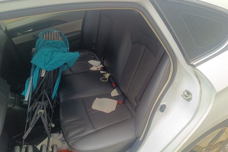 Used Dongfeng Aeolus E70 2021 Revised Version 500 Ultra-Comfort Edition Left Rear Seat