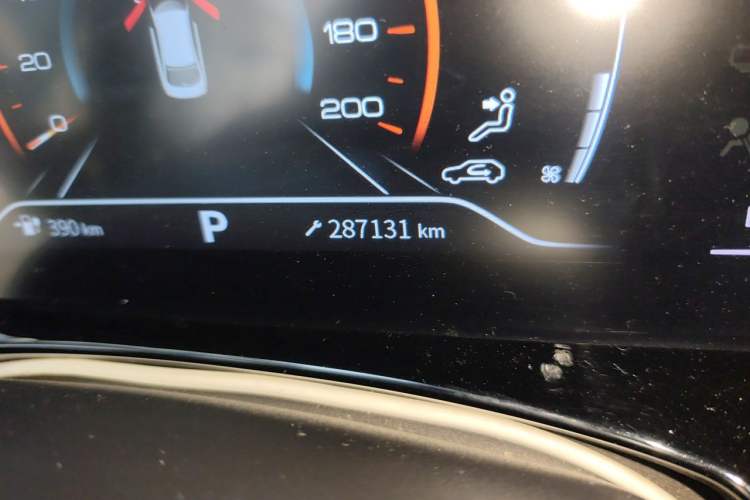 Used Dongfeng Aeolus E70 2021 Revised Version 500 Ultra-Comfort Edition Odometer Close Up