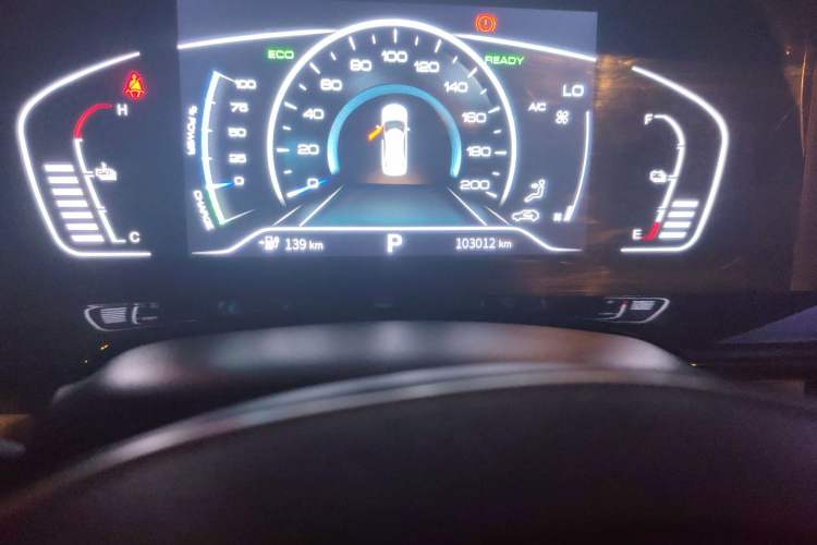 Used Dongfeng Aeolus E70 2021 Revised Version 3 500 Ultra-Comfort Edition Odometer Close Up