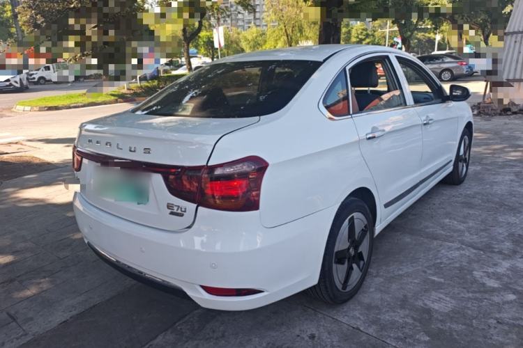 Used Dongfeng Aeolus E70 2021 Revised Version 3 500 Ultra-Comfort Edition Rear Right 45 Deg