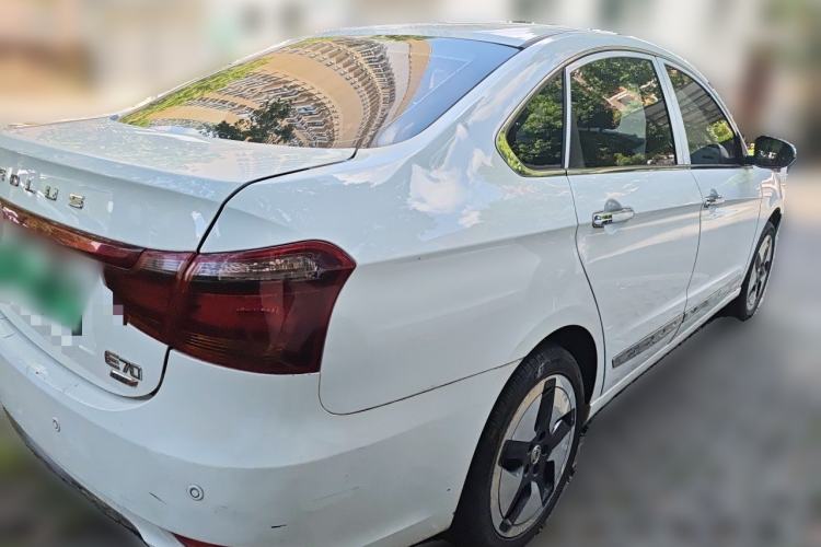Used Dongfeng Aeolus E70 2021 Revised Version 500 Ultra-Comfort Edition Rear Right 45 Deg
